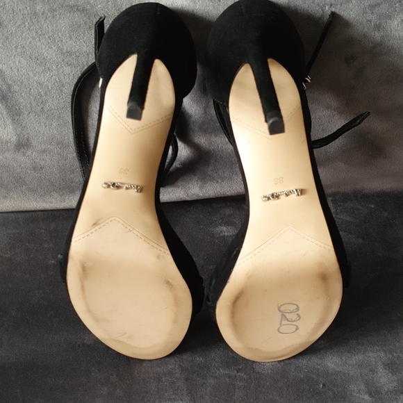 Massimo Dutti Heels - Picture 5 of 5